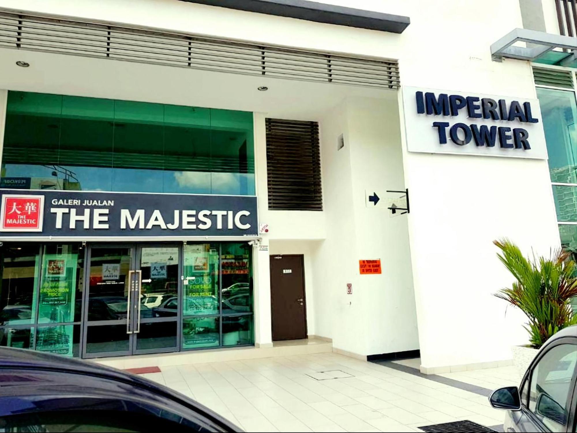 Centre Majestic 2 By Empire *